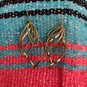 Gold Dangly earrings